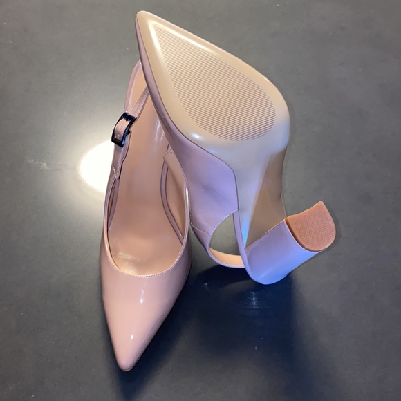 NWT Eldof Slingback Pointed Toe Pump in Beige - Picture 11 of 12